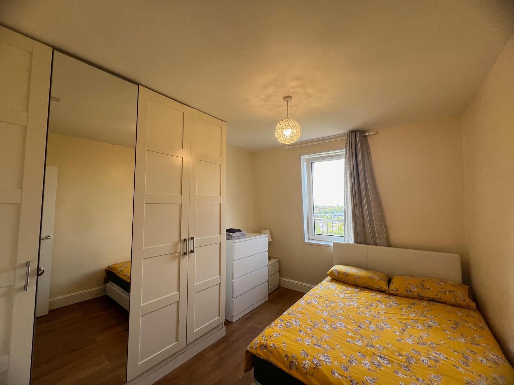 Comfy 2 Bedroom Apartments - Finchley Road, London Exterior photo