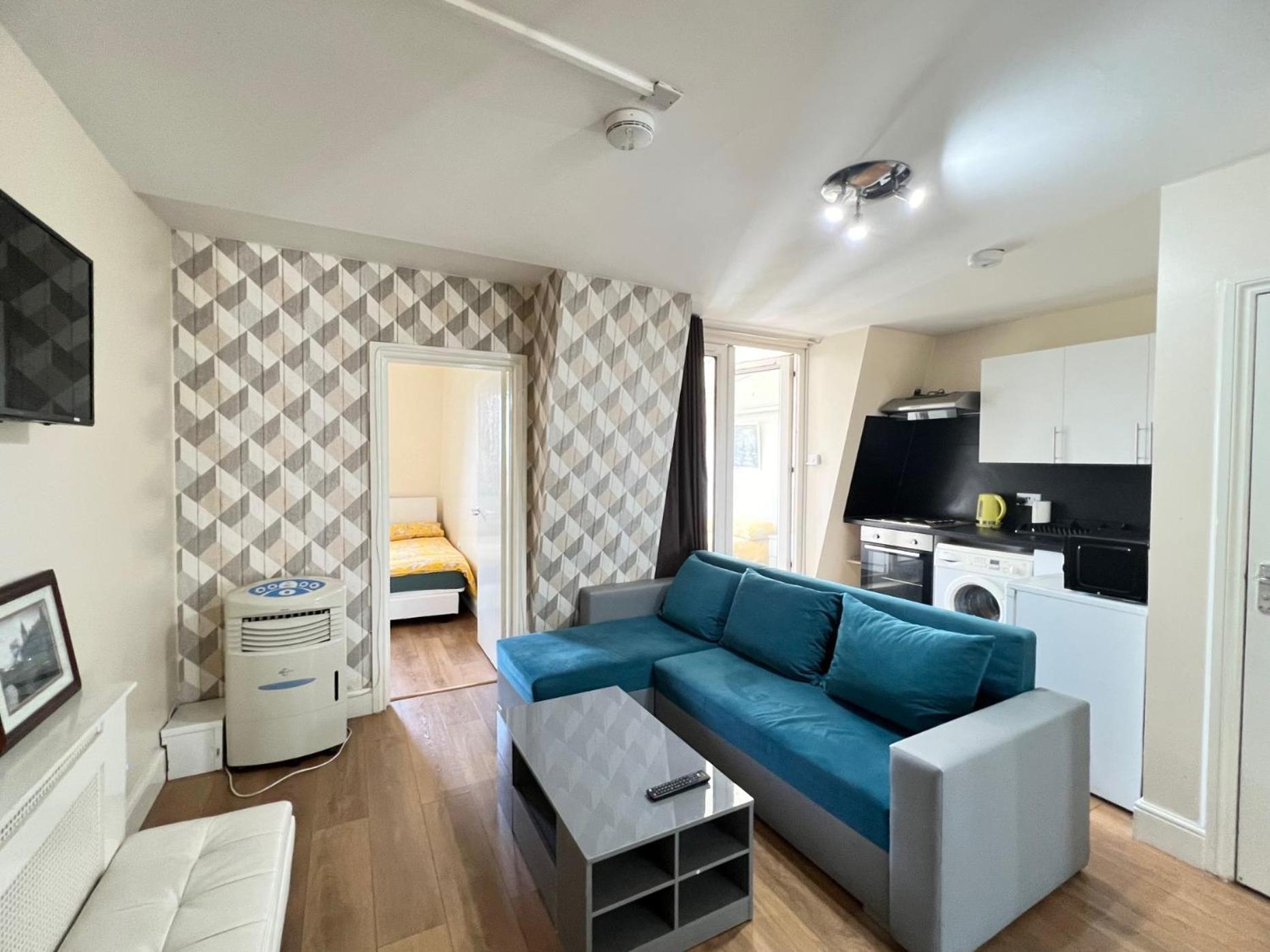 Comfy 2 Bedroom Apartments - Finchley Road, London Exterior photo